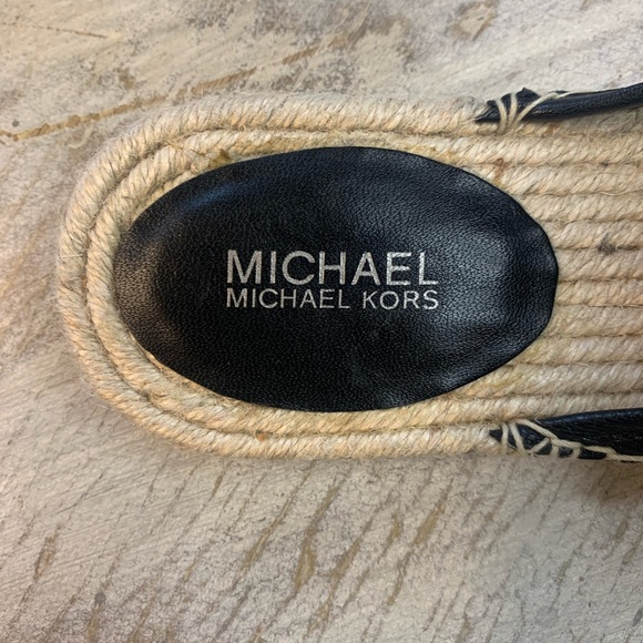 Michael Kors Hasting Leather Black Mules like new used once. - Picture 5 of 6